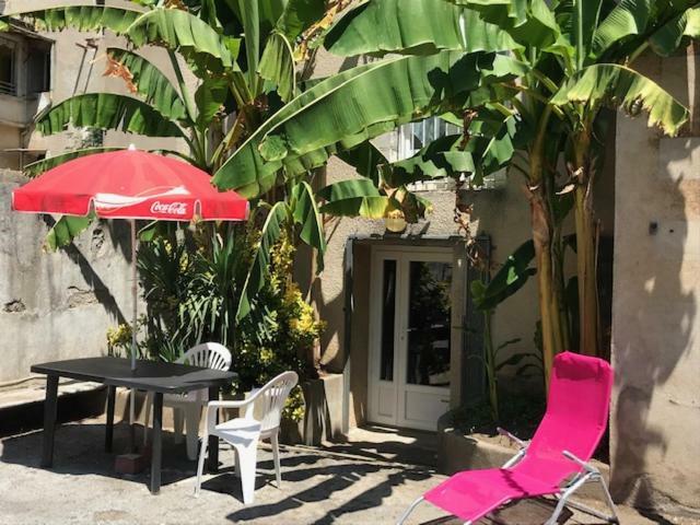 Apartamento Cévennes Bessegeoises Besseges Exterior foto